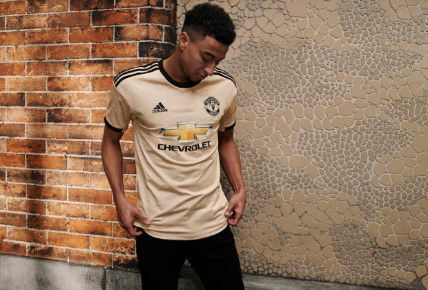 Manchester United Kit: adidas Unveil New Sleek Gold & Black Jersey Ahead of  2019/20 Season - Sports Illustrated