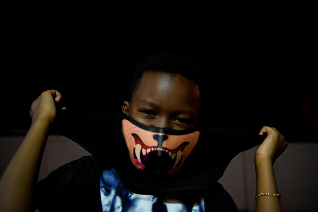 Amaru Shivambu (9) wears a mask in Daneville, Pretoria. Picture: Gallo Images/Lefty Shivambu