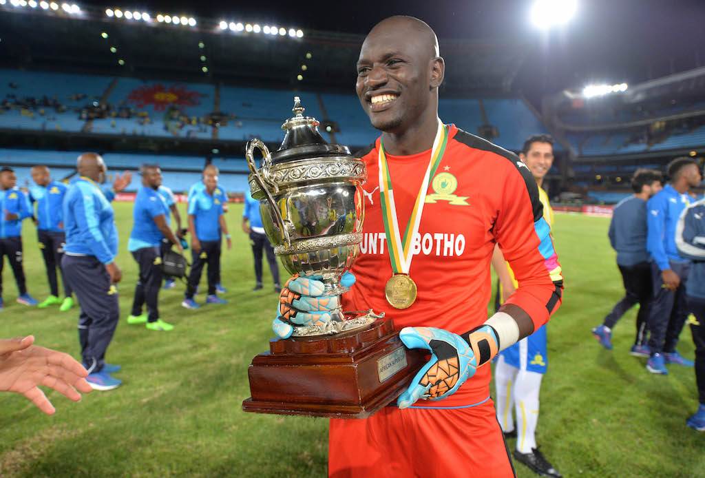 2. Denis Onyango – 15 trophies: 8 x league; 2 x TK