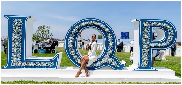 Tamaryn Green poses at the Queen's plate. (Photo: Gallo Images)