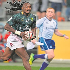 HERO:  Seabelo Senatla has reached a further two milestones on day one of the  Cape Town Sevens tournament. (Ashley Vlotman, Gallo Images)