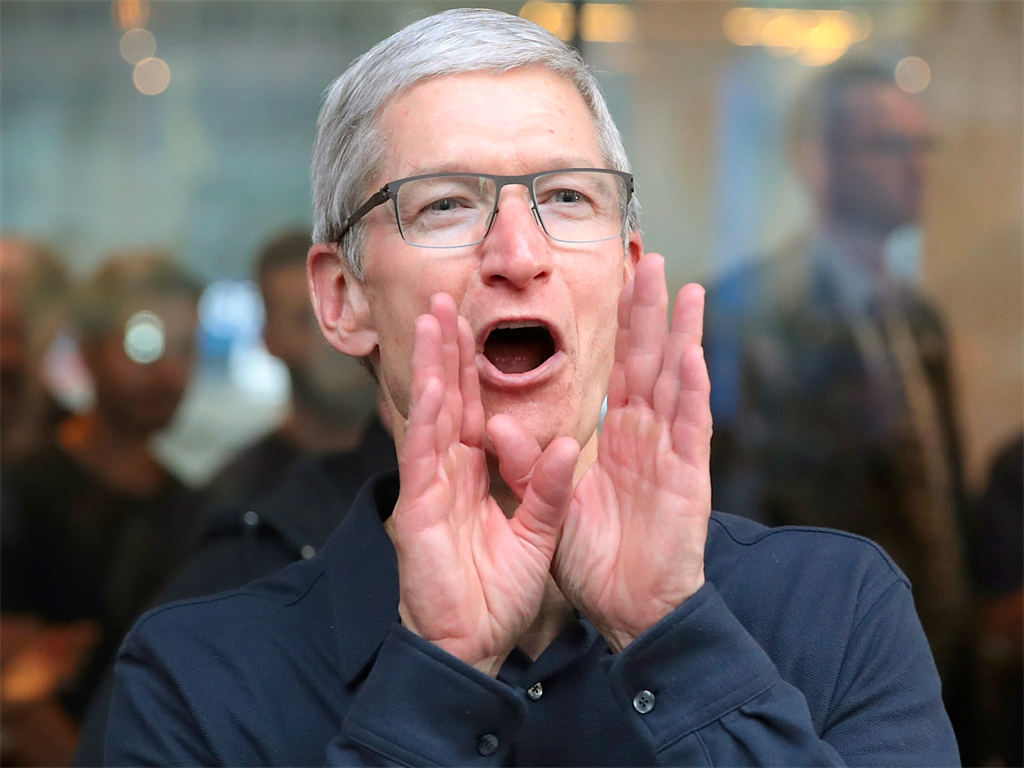 Apple CEO Tim Cook explains why you don't need a college