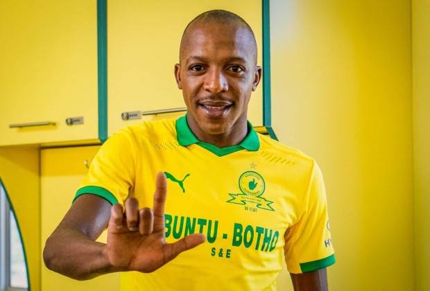 Khuliso Mudau - The right-back has signed a five-y