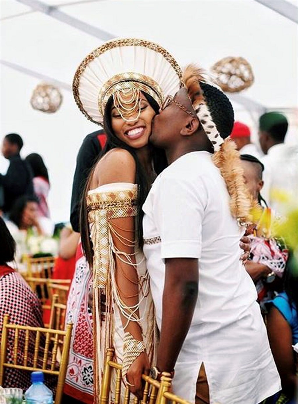 MultI-award winning singer and producer, Khaya Mthethwa, tied the knot in a traditional ceremony in Piet Retief to Miss South Africa 2016, Ntando Kunene. The ceremony was attended by some of his close friends, Ntando has officially changed her surname on Instagram to Mthethwa. Photo from Instagram