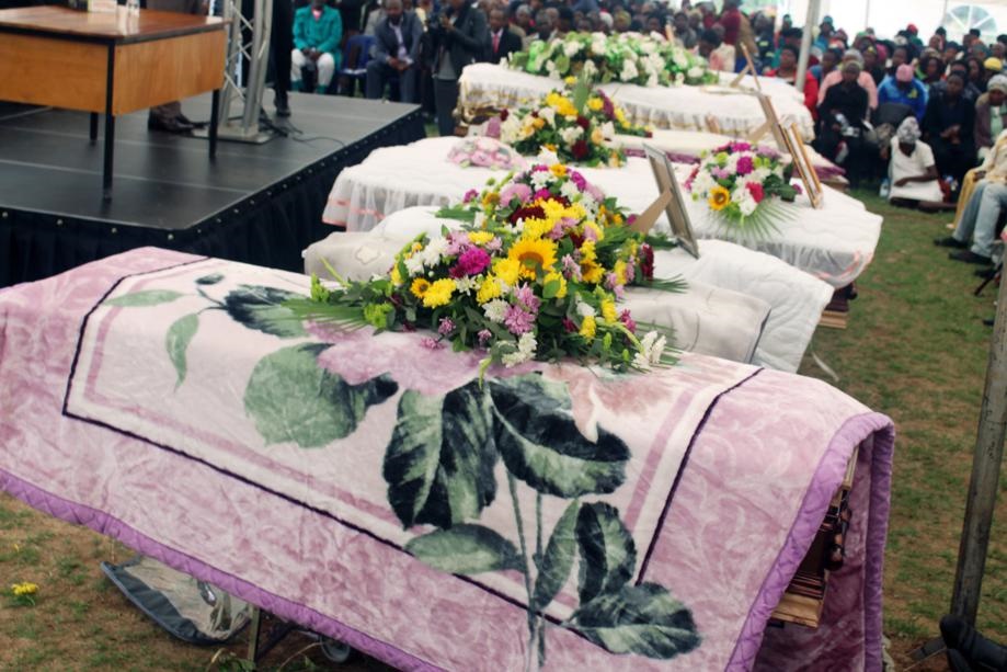 CRASH VICTIMS BURIED! | Dailysun