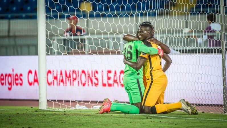 Nine-man Kaizer Chiefs bravely down Wydad Casablanca at FNB