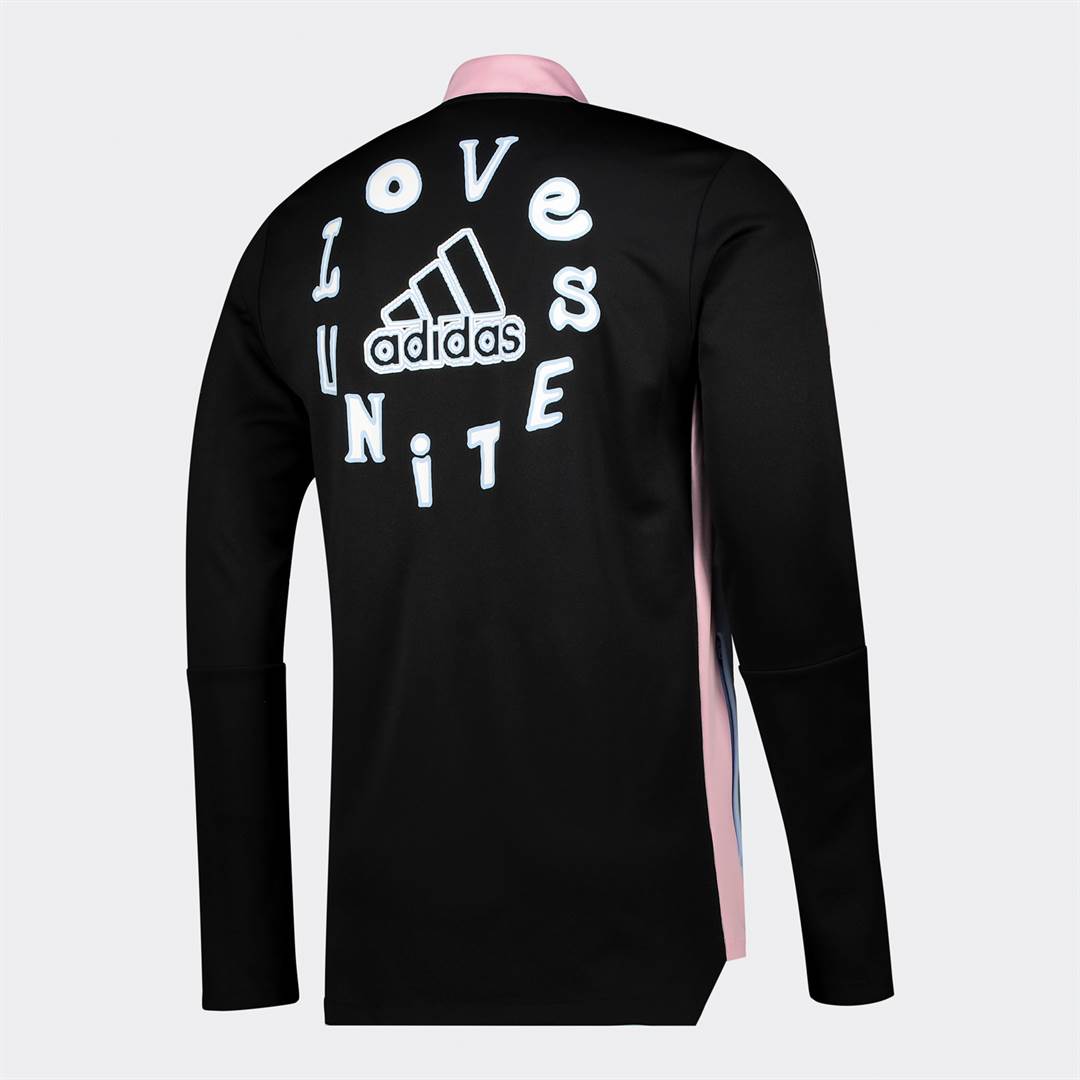 Orlando Pirates unveil saucy new Adidas t-shirt