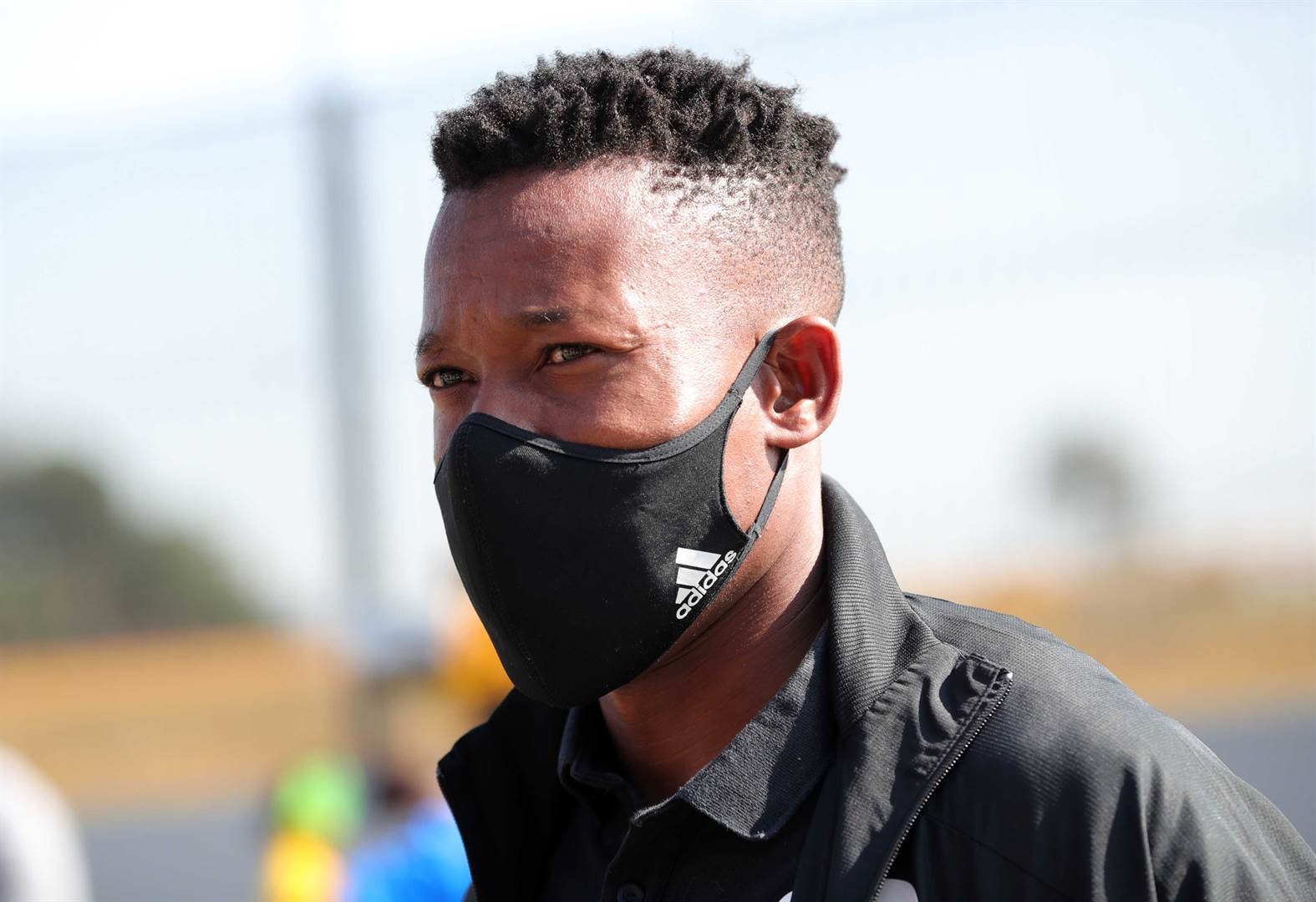 Veteran defender Jele extends his stay at Orlando Pirates