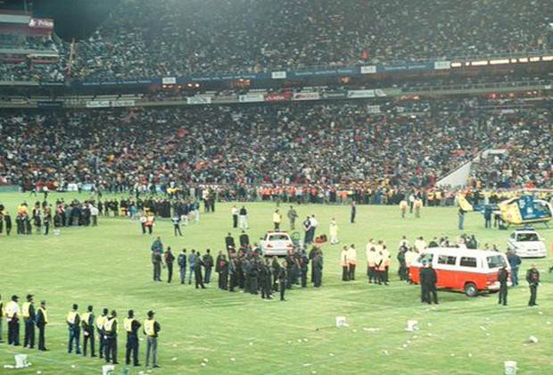 Kaizer Chiefs v Orlando Pirates (11 April 2001) – 