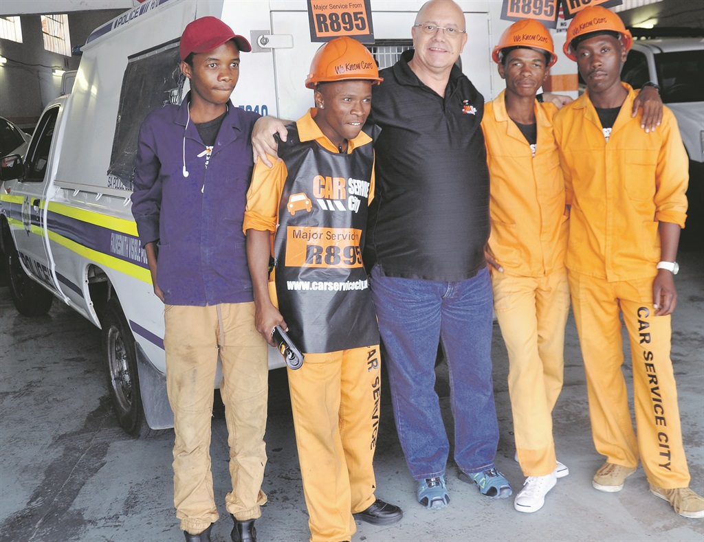 Bloemfontein’s Car Service City staff Itumeleng Andries, Tebogo Gift, David Hloni and Thabiso Mohobeleli seen here with branch manager Johan de Beer.    Photo by Kabelo Tlhabanelo
