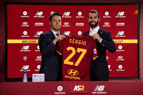 Sergio Oliveira - joined AS Roma on loan from FC P