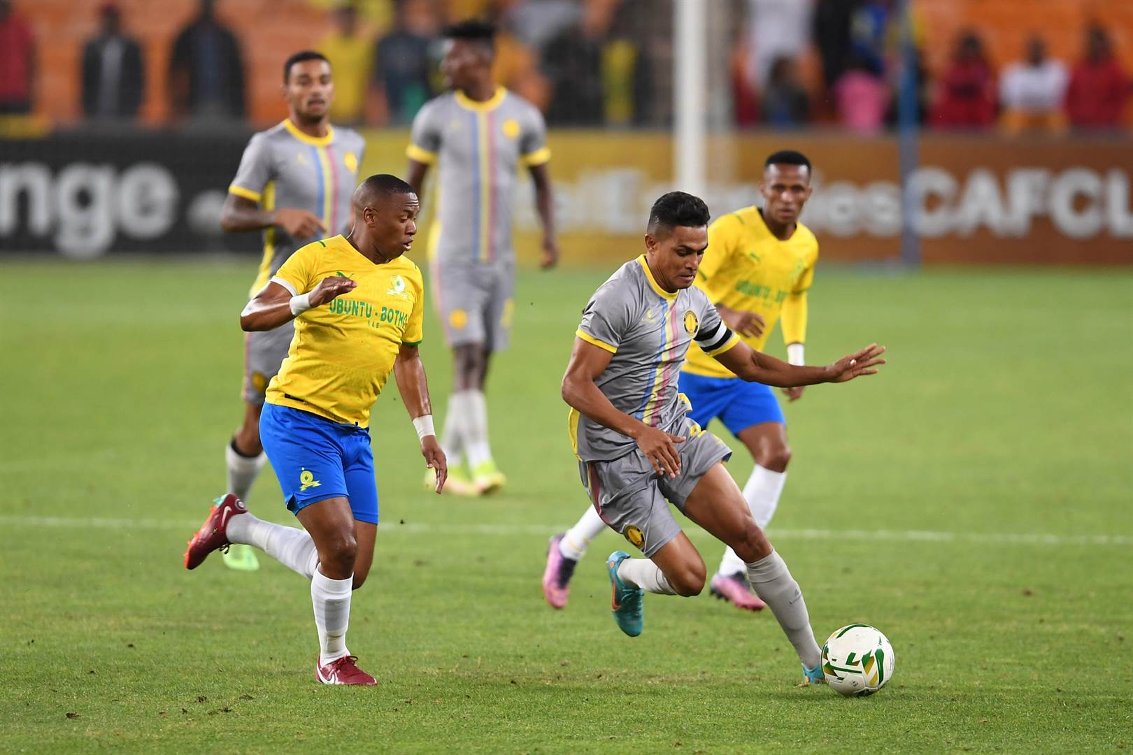 1. Tiago Azulao (Petro de Luanda) - six goals