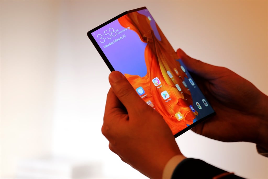 5 Things You Need To Know In Sa Business Today And Why Weird Smartphones Could Be A Sign That The Industry Is On The Brink Of Another Huge Change Businessinsider