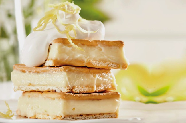 Lemon meringue custard slices 