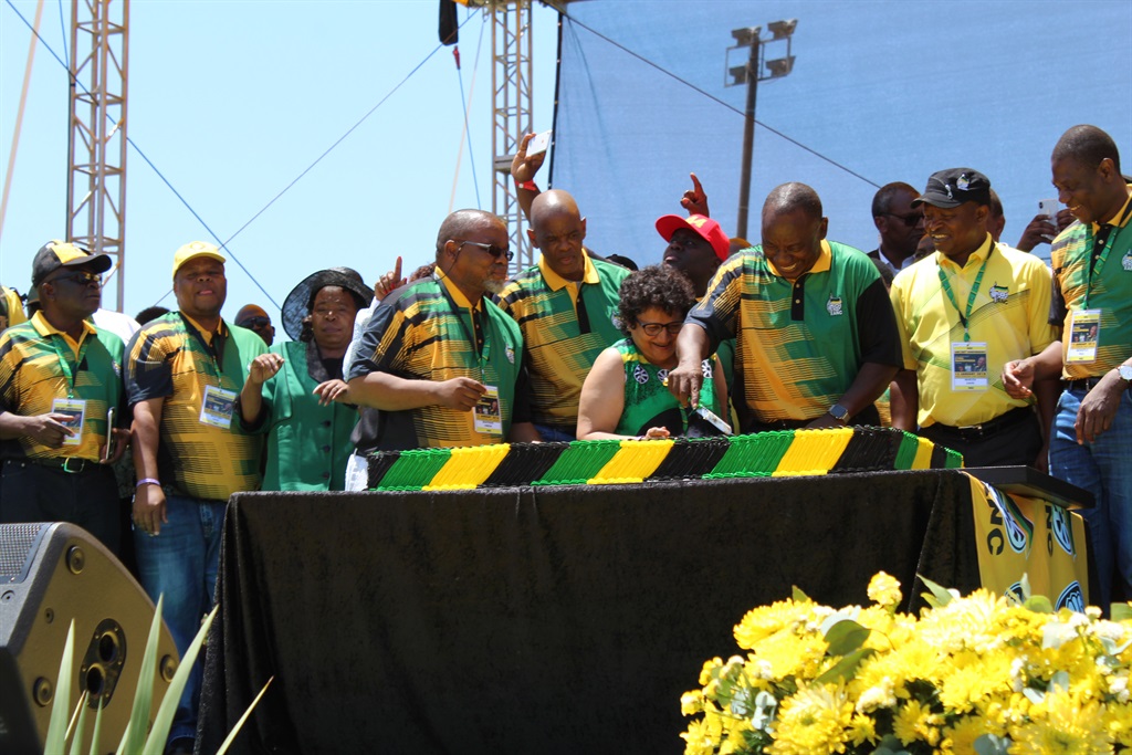 The ANC’s top brass cut the cake and toast to the party during its 106th birthday celebration at East London's Absa stadium. Picture: Ziyanda Zweni