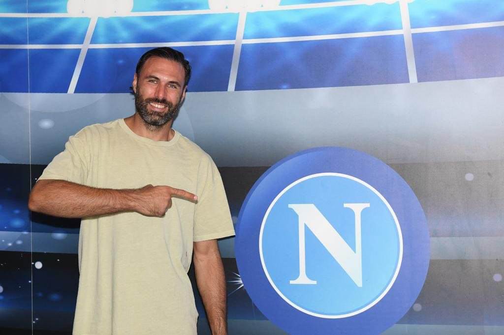 Salvatore Sirigu - joined Napoli as a free agent