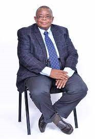Professor Mochichi Samuel Mokgokong, the first black neurosurgeon in Mzansi, has died.