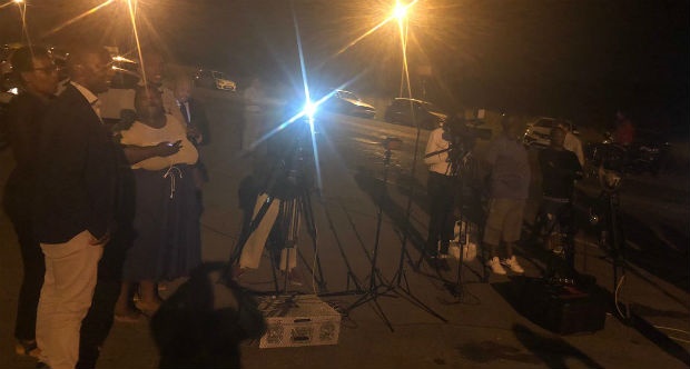 Journalists waiting outside St George hotel for Ramaphosa motorcade to arrive from Mahlamba Ndlopfu. (Mahlatse Mahlase, News24)