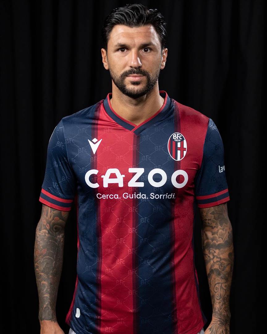 Bologna 2022/23 home kit