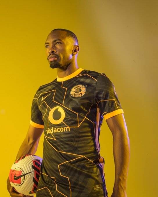 Sifiso Hlanti's safety at Kaizer Chiefs not secure