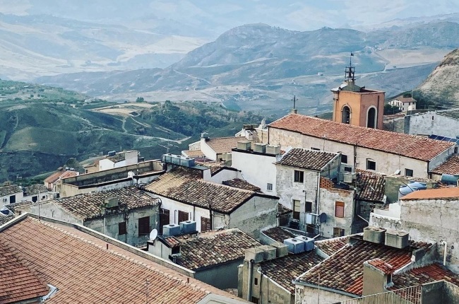 Mussomeli’s old town boasts stunning views of citr