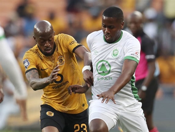 <p><strong>Dolly bench, Solomons misses penalty as Chiefs come up short against AmaZulu&nbsp;</strong></p><p>Kaizer Chiefs were held to a 0-0 draw by AmaZulu at FNB Stadium on Saturday after a penalty and numerous scoring chances were squandered.</p><p>Amakhosi had a half-chance early in the DStv Premiership clash as a corner kick was almost steered on goal by Lehlogonolo Matlou, who just couldn't beat his defender and found the side-netting.</p><p>At the other end of the pitch, Namibian Riaan Hanamub whipped in a cross from the left flank, which found Bongi Ntuli at the far post, but he headed wide of the target.</p><p>Chiefs looked set for the game's opening goal when they were rewarded a penalty in the 21st minute, following a handball in the box. </p><p>However, Dillon Solomons missed the spot-kick wide as regular penalty taker Keagan Dolly watched on from the subs bench.</p><p>AmaZulu goalkeeper Veli Mothwa then had to pull off a save as Khama Billiat unleashed a shot after Kgaogelo Sekgota flicked on a long ball.</p><p>Usuthu should've taken the lead just after the break when Chiefs gave Augustine Chidi Kwem too much space in their own box. </p><p>The Nigerian thrashed a shot on target but straight at Itumeleng Khune.</p><p>An exquisite ball over the top from Billiat gave Matlou an excellent chance to break the deadlock. His touch was too heavy, and another opportunity went begging.</p><p>Chiefs continued knocking on the door as Hlanti and Sekgota tried to beat Mothwa, but the visitors held on, and the spoils were shared.</p><p><strong>Richards Bay, Arrows, City all earn three points</strong></p><p>Elsewhere, Stellenbosch suffered their third defeat on the trot in a 2-1 loss at home to newbies Richards Bay FC.&nbsp;</p><p>Three first-half goals by&nbsp;Ntsikelelo Nxadi, Nduduzo Sibiya and Pule Mmodi gave Golden Arrows only their second win of the campaign against Chippa United which scored twice in five minutes to scare the home side.</p><p>However, Arrows eagerly held on for 3-2 win.</p><p>Cape Town City's in-form striker Khanyis Mayo scored within 20 minutes of the first-half to ensure Eric Tinkler's side move further adrift of the relegation zone.</p>