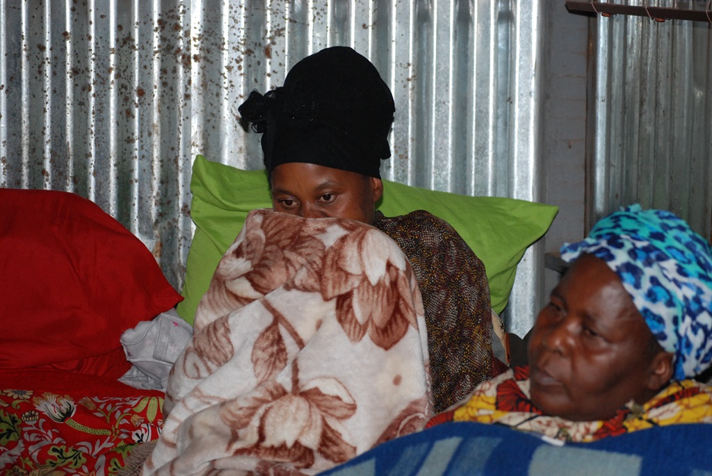 Devastated mum Nolwazi Phakathi (left), who wants the municipality to take responsibility. Photo by Khaya Masipa