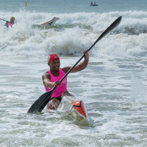 ihle Trevor Xaba of Durban Surf Lifesaving Club finishes his ski race in the 40-44 years age group Single Ski Race. Trevor is a legend in lifesaving circles and has been on television as an actor in the well known Durban Beach Rescue series. Image shot at General Tire Lifesaving South Africa National Championships 2019 being held in Port Elizabeth. (topfoto.net)