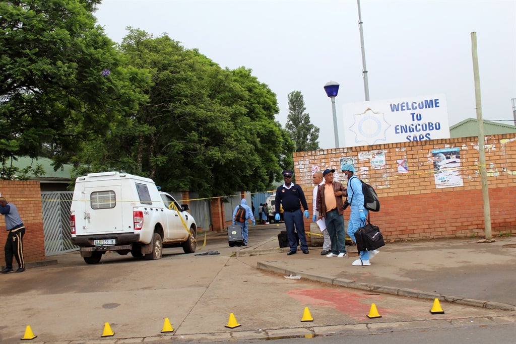 The Ngcobo police station is under heavy guard following the killing of 5 officers. Picture: Ziyanda Zweni/Daily Sun