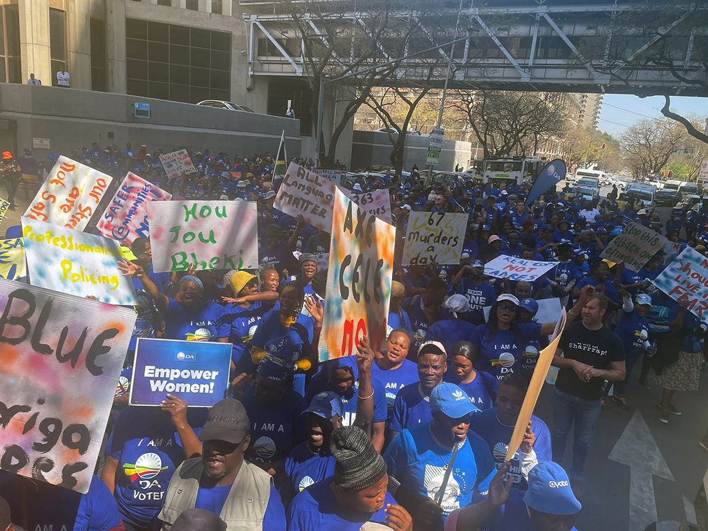 The DA marched to the office of Minister of Police