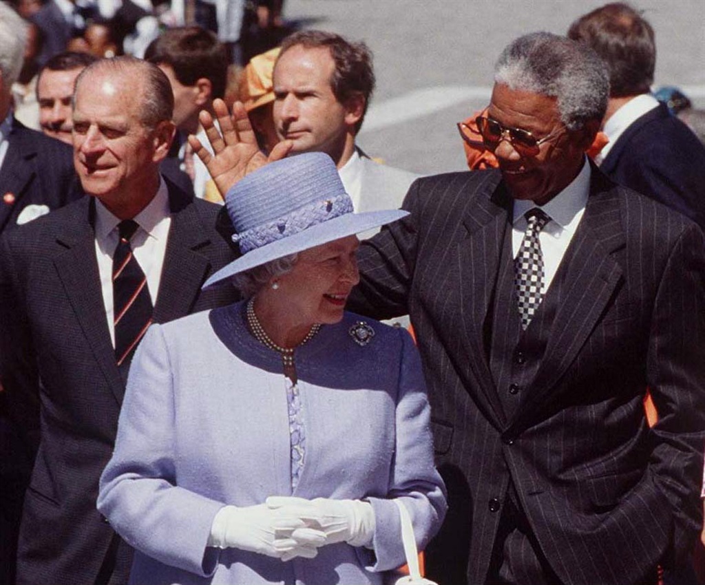 Pictures of Queen Elizabeth with Nelson Mandela, African Leaders