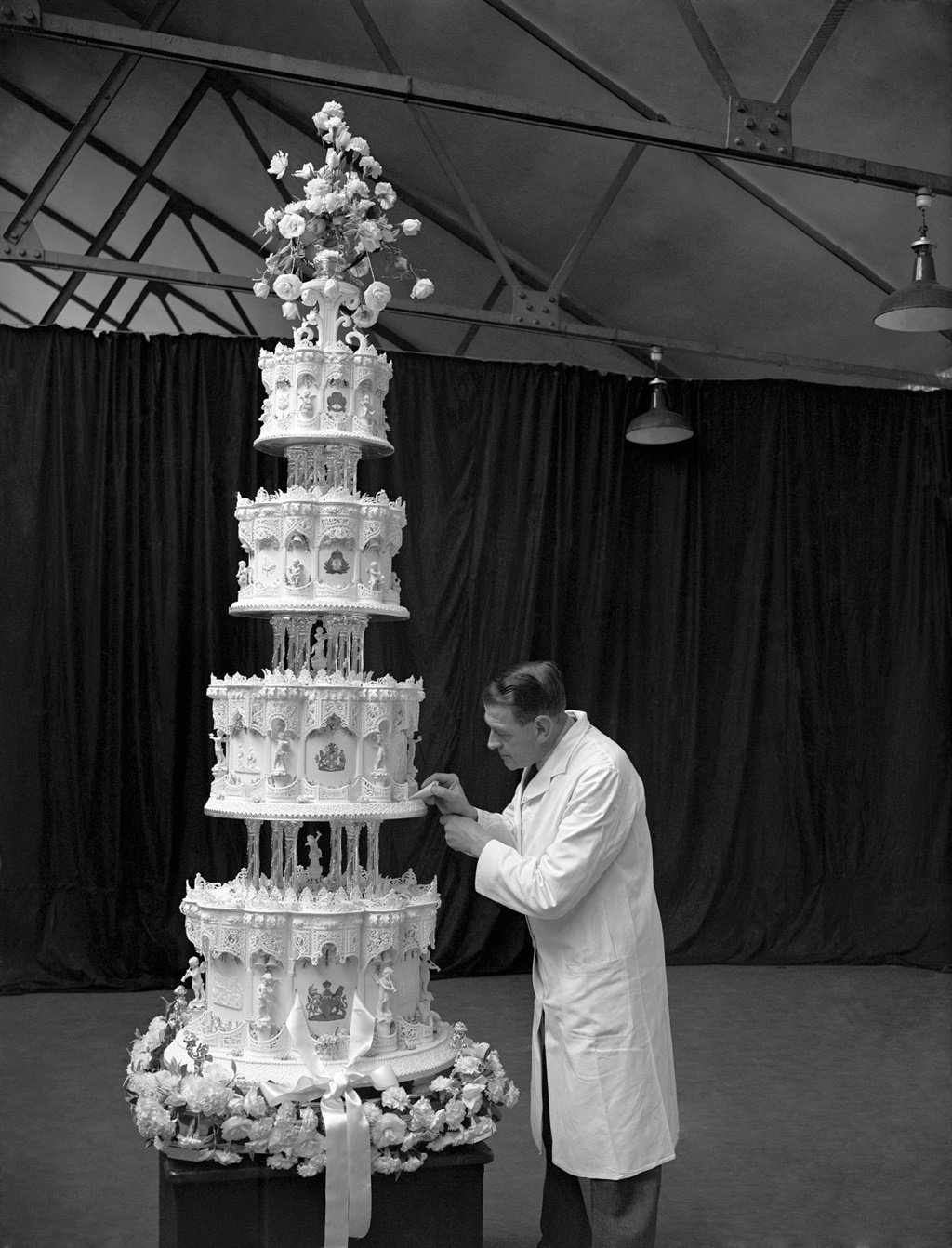 We're sure this royal creation was the wedding cake of the year.