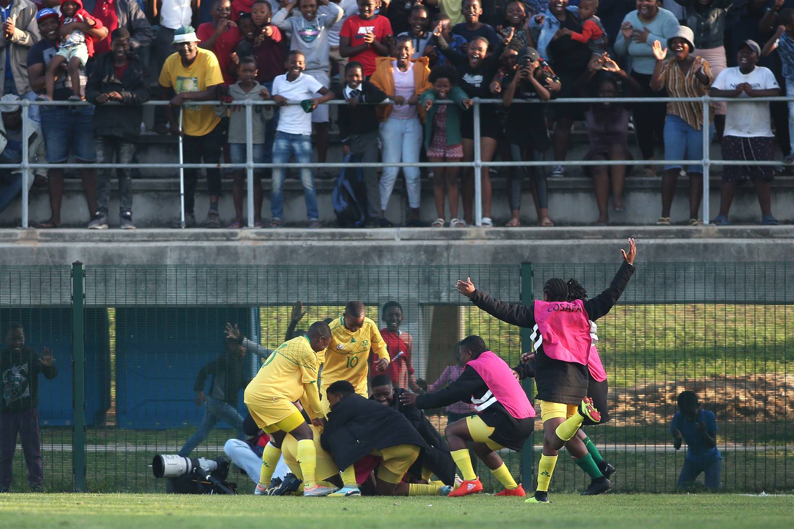 Banyana players congratulate Lithemba Sam-Sam after her solitary goal against Namabia on Friday secured South Africa place in the final of the Cosafa Women’s Championship in Gqeberha, Estern cape. Photo: Shaun Roy/BackpagePix