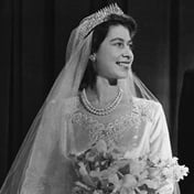Queen Elizabeth used coupons to buy her wedding dress with 10 000 pearls and 24K gold thread