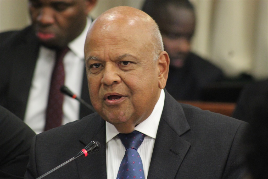 Minister of Public Entreprises Pravin Gordhan says they are not going
to liquidate SAA and business rescue practitioners must turn it
around. Photo by Misheck Makora