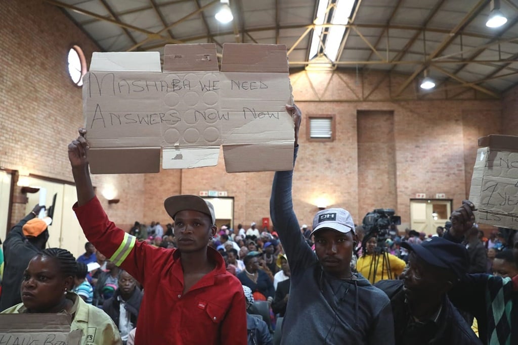 Angry Alexandra residents refused to be addressed by mayor Herman Mashaba at a local centre in Alexandra. (Photo by Gallo Images/ Sowetan/ Thulani Mbele)