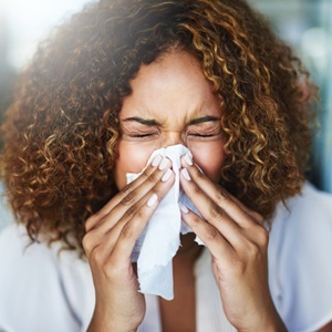 You can self-medicate your sinusitis – up to a point. 
