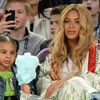 Beyonce and Blue Ivy stun in gold at the 2nd Annual Wearable Art Gala 2018