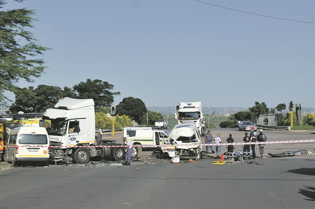 The scene where two taxis were involved in a fatal accident with a truck.     Photo by Jabulani Langa