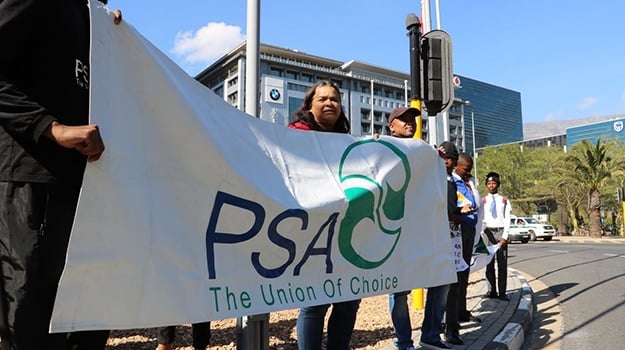 Cosas, PSA and Fedusa protesting outside the CTICC where Steinhoff is screening its AGM. (Photo: Aletta Harrison, News24)