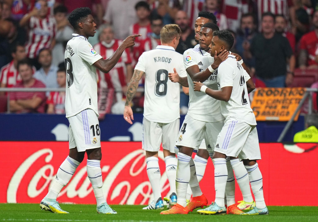 MADRID, SPAIN - SEPTEMBER 18: Rodrygo of Real Madrid celebrates with teammates after scoring their teams first goal during the LaLiga Santander match between Atletico de Madrid and Real Madrid CF at Civitas Metropolitano Stadium on September 18, 2022 in Madrid, Spain. (Photo by Angel Martinez/Getty Images)