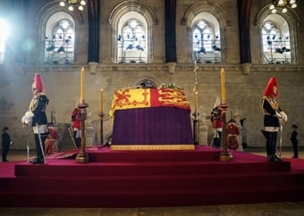 Undertakers explain how the queen's body is likely to have been preserved for so long