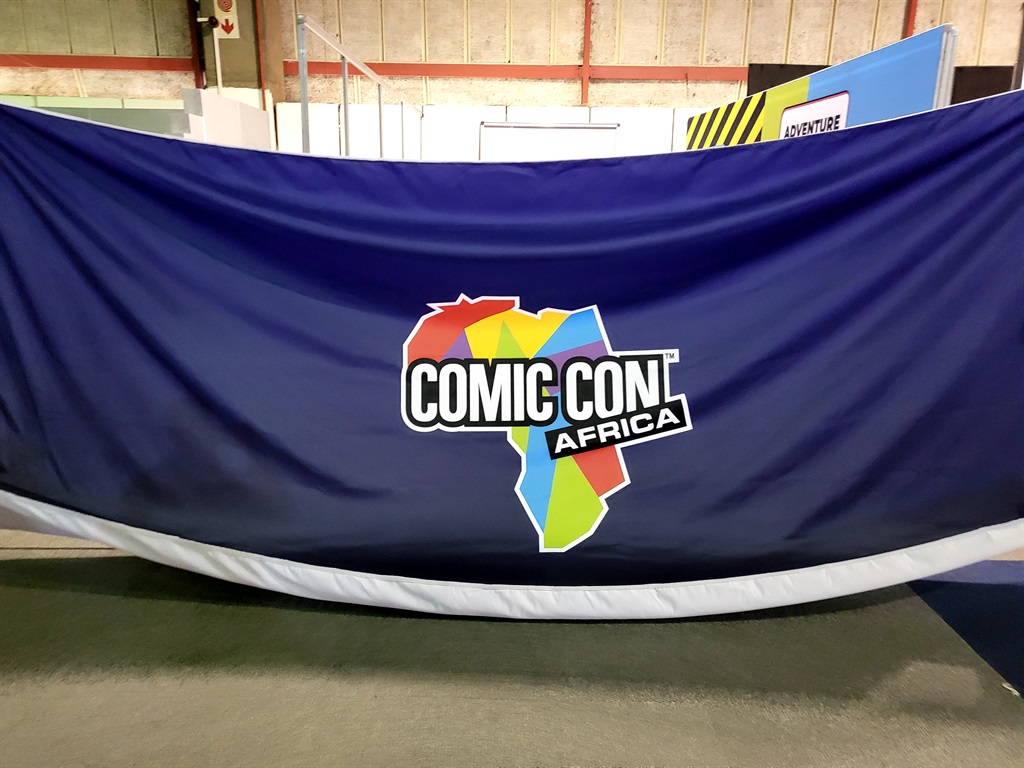 The banner of Comic Con Africa about to go up. Photo: Muhammad Hussain