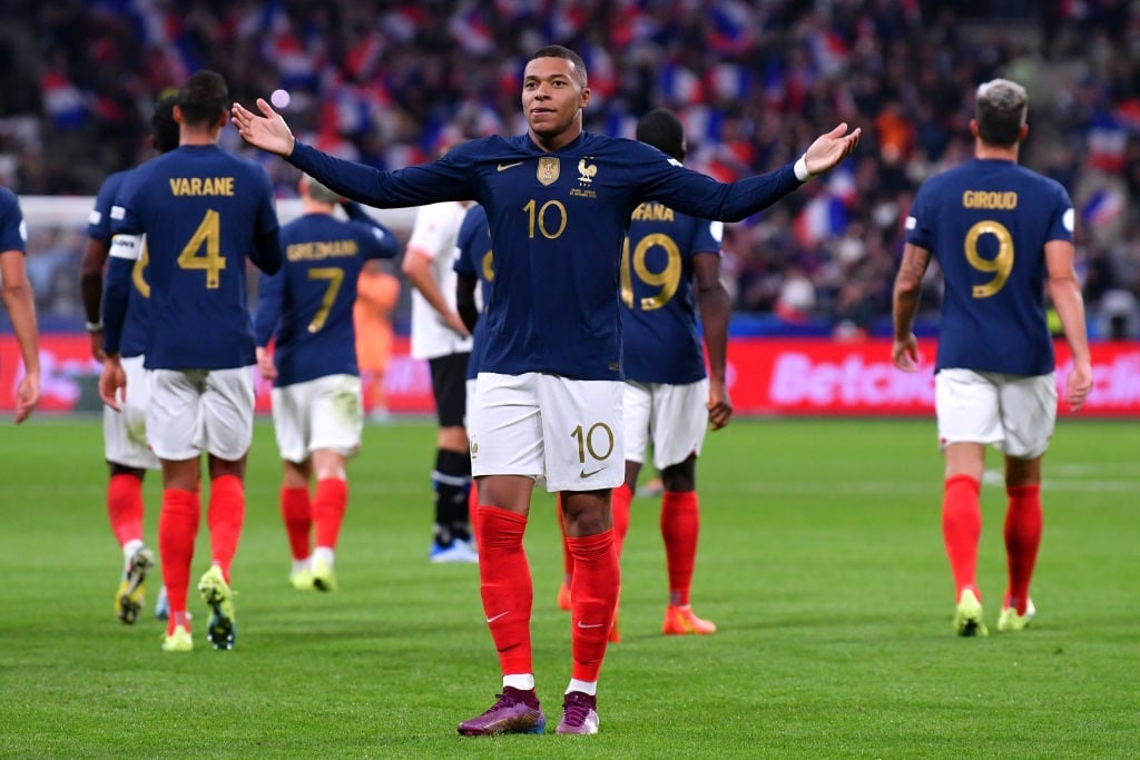 PARIS, FRANCE - SEPTEMBER 22: Kylian Mbappe of France celebrates after scoring their sides first goal during the UEFA Nations League League A Group 1 match between France and Austria at Stade de France on September 22, 2022 in Paris, France. (Photo by Aurelien Meunier/Getty Images)
