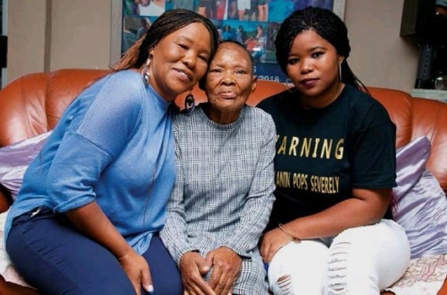 Sephnie Marais (left) with her late mother Martha and daughter Claudine. Stephnie says it will be a lonely Christmas without Martha. (PHOTO: SUPPLIED)