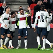 Ruthless Portugal thrash Czech Republic
