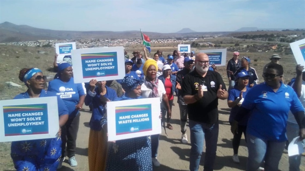 At least 100 people joined a march to the Cradock Four memorial to oppose the name change of Cradock to Nxuba.