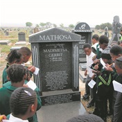 Pupils lessons from the graves