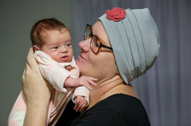 Baby joy for Northern Cape woman who gave birth after starting chemo while pregnant | You