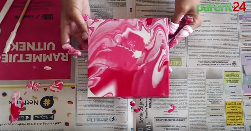 Fluid painting is a fun and creative way to keep the kids entertained this weekend, all the while producing beautiful artwork to decorate the walls of your home.